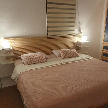 Belle Chambre Confortable Bed & Breakfast เนทันยา ภายนอก รูปภาพ
