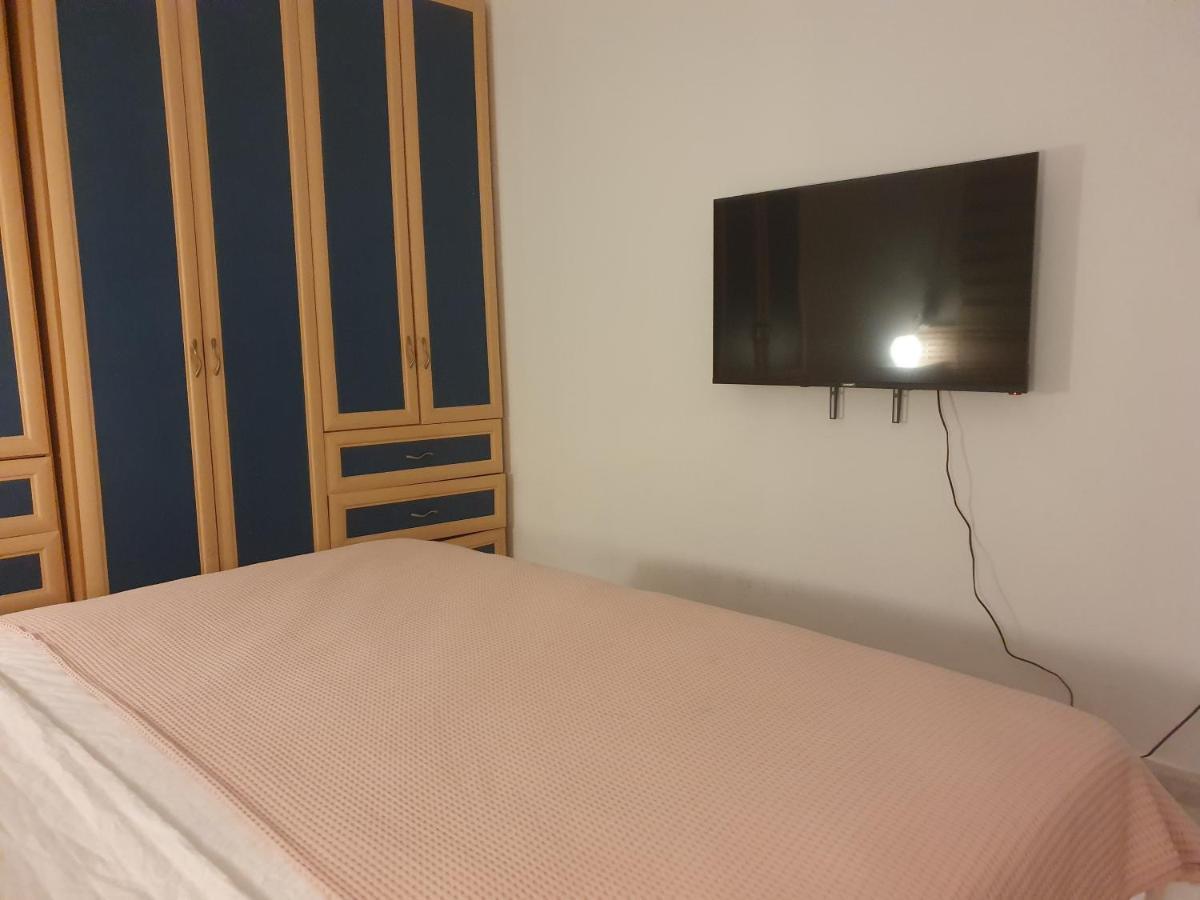 Belle Chambre Confortable Bed & Breakfast เนทันยา ภายนอก รูปภาพ